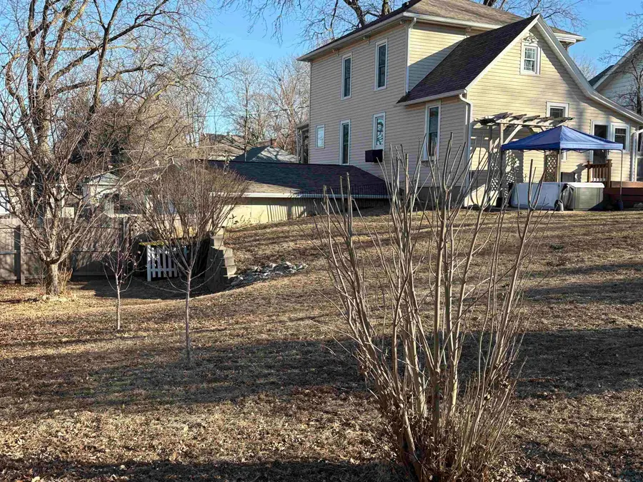 307 S HELEN ST, Sioux City, IA 51105 - Image #3