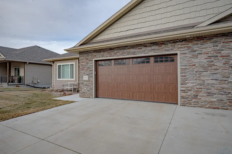 5161 Overlook Lane, Sioux City, IA 51106 - Image #3
