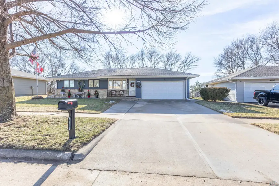 4212 Natalia Way, Sioux City, IA 51106 - Image #2