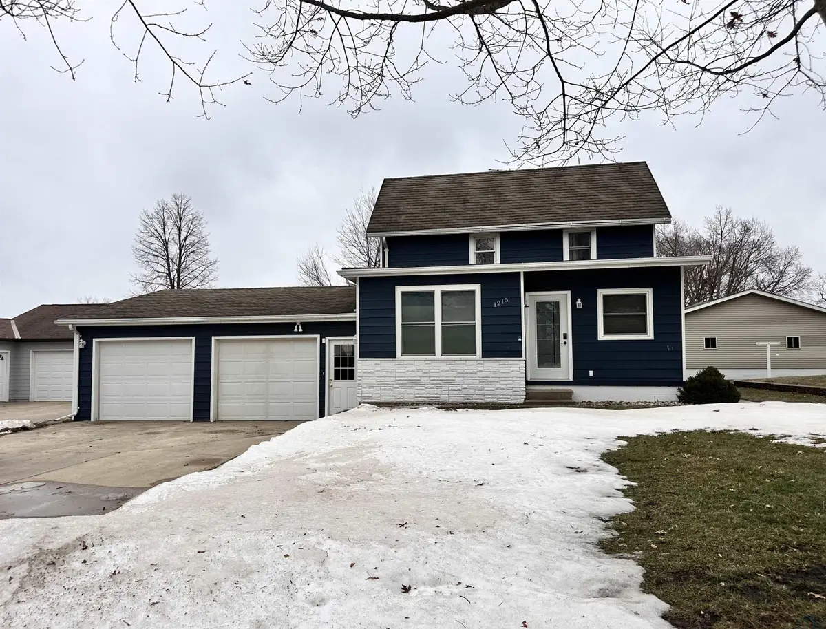 1215 5th Avenue, Alton, IA 51003 - Image #1