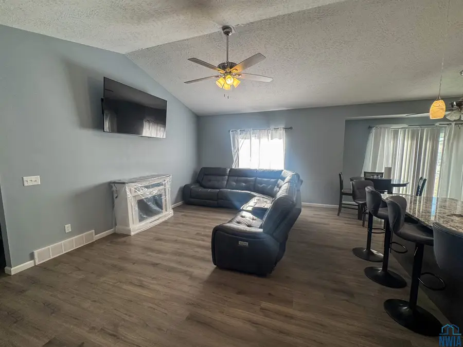 1220 E 17th St, South Sioux City, NE 68776 - Image #2