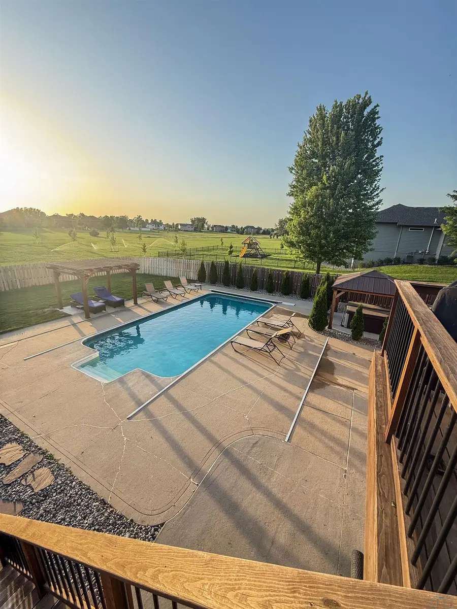 813 Brookside Drive, Jefferson, SD 57038 - Image #3