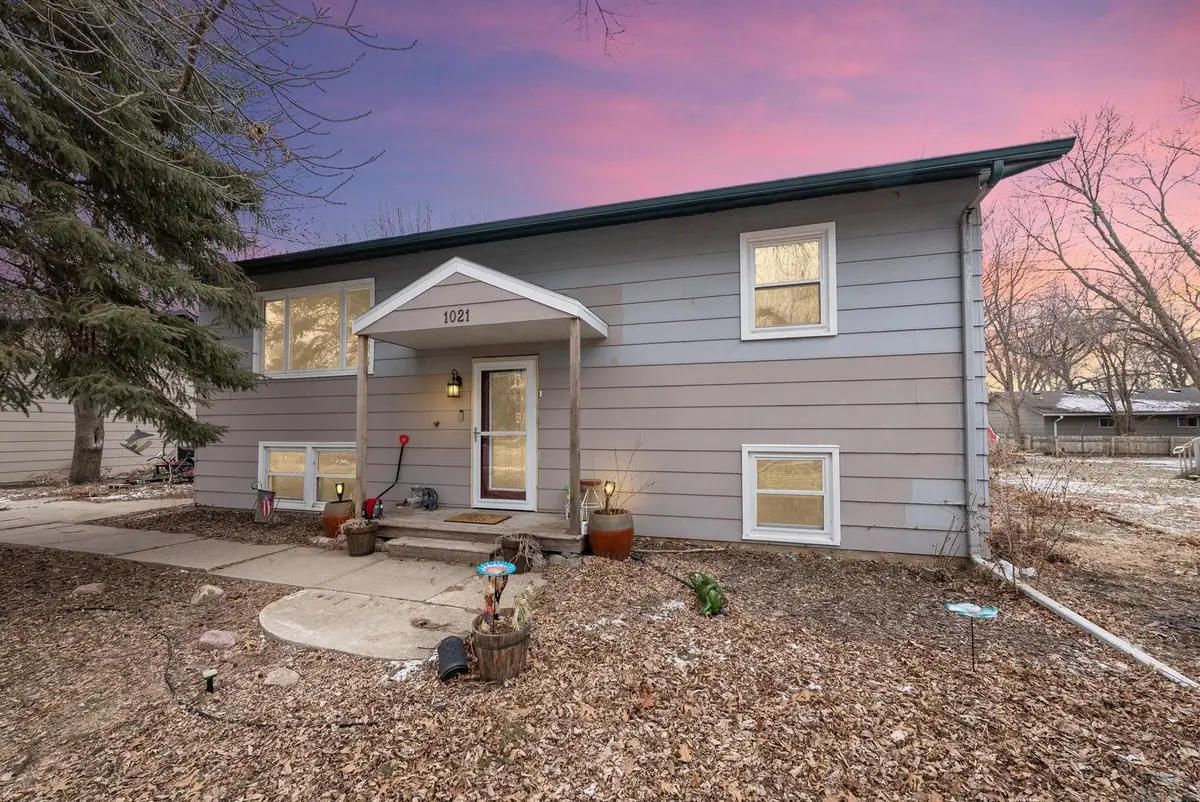 1021 Rice Dr., Vermillion, SD 57069 - Image #1