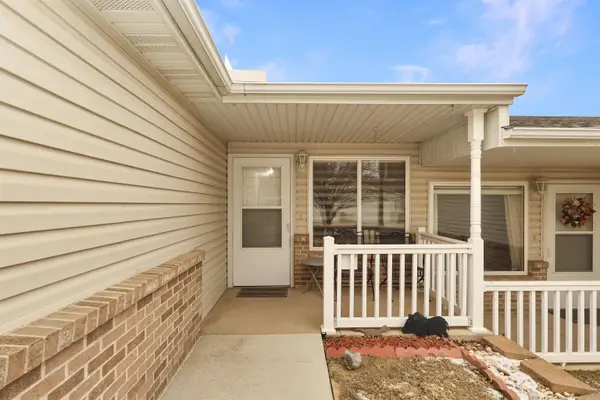 1121 Meadow View Ct #3, Sioux City, IA 51106