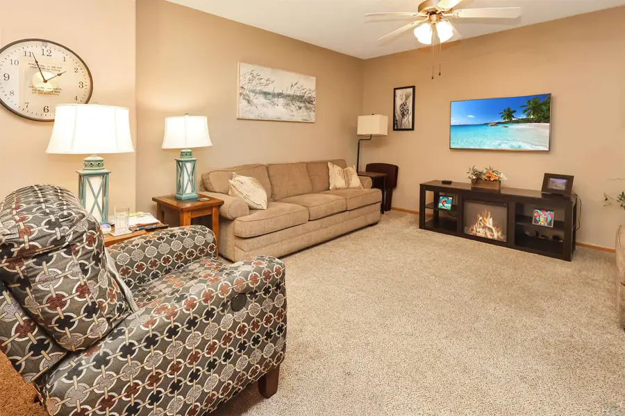 1121 Meadow View Ct #3, Sioux City, IA 51106 - Image #3