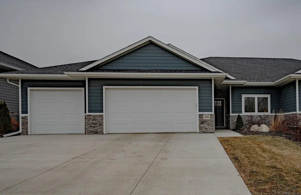 2922 Chestnut Ave, Sioux City, IA 51104 - Image #1