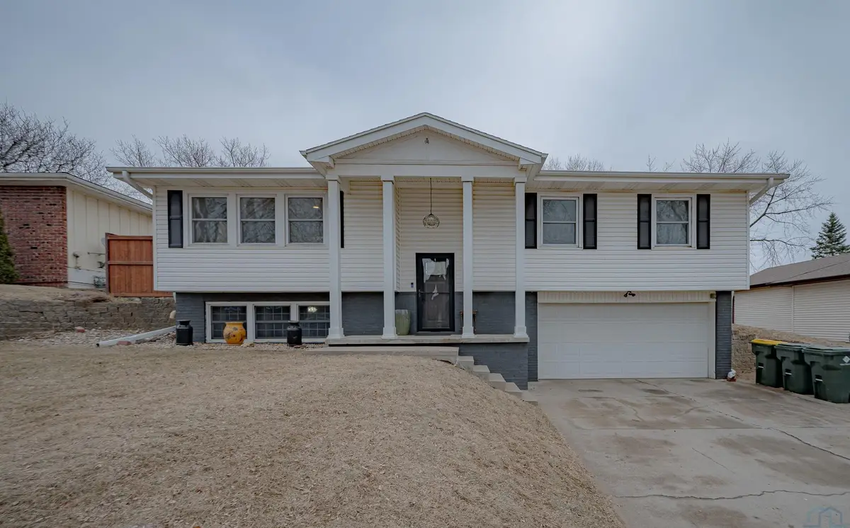 3110 Norman Dr., Sioux City, IA 51104 - #1