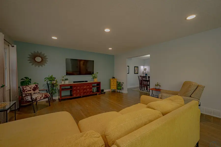 3110 Norman Dr., Sioux City, IA 51104 - #3