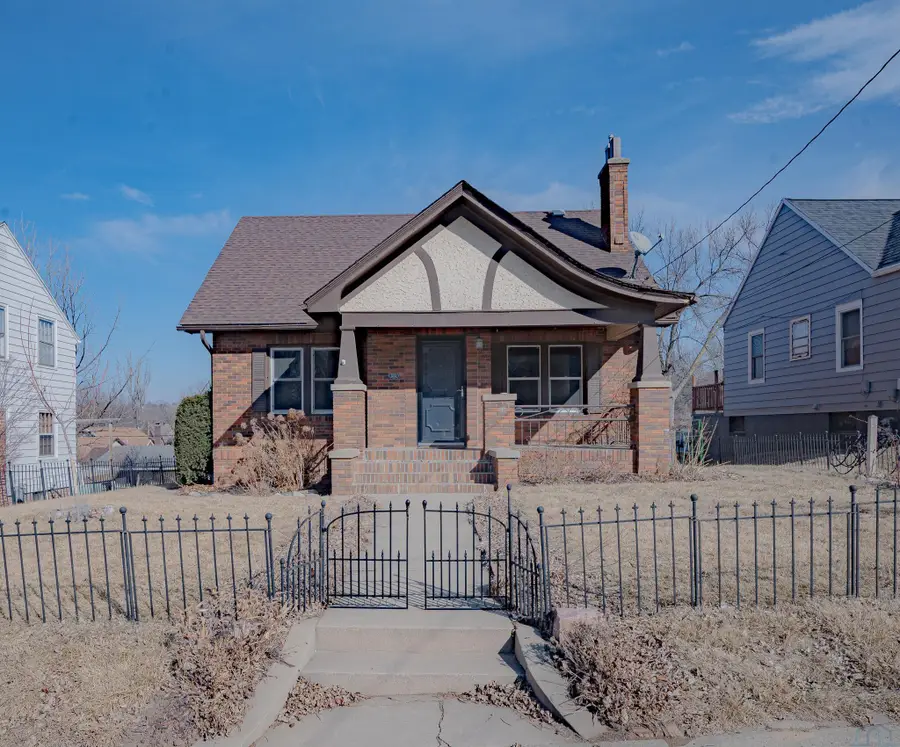 3058 Stone Park Blvd, Sioux City, IA 51104 - Image #2