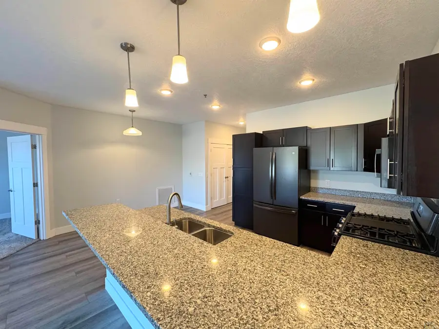 201 Sunrise Park Rd. #211, Storm Lake, IA 50588 - #3