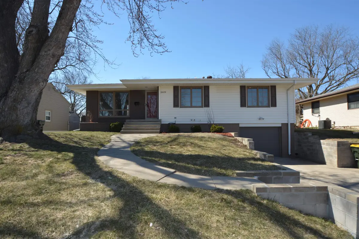 2629 S Mulberry St, Sioux City, IA 51106 - #1