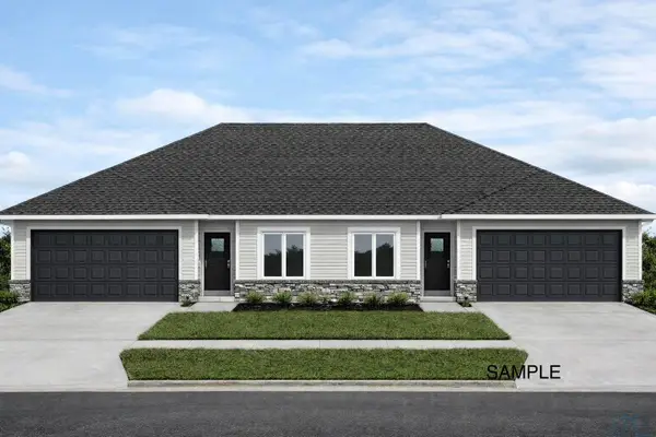 4546 Badger Ct, Sioux City, IA 51106