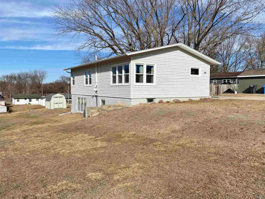 615 7th St SE, America, IA 51031 - #2