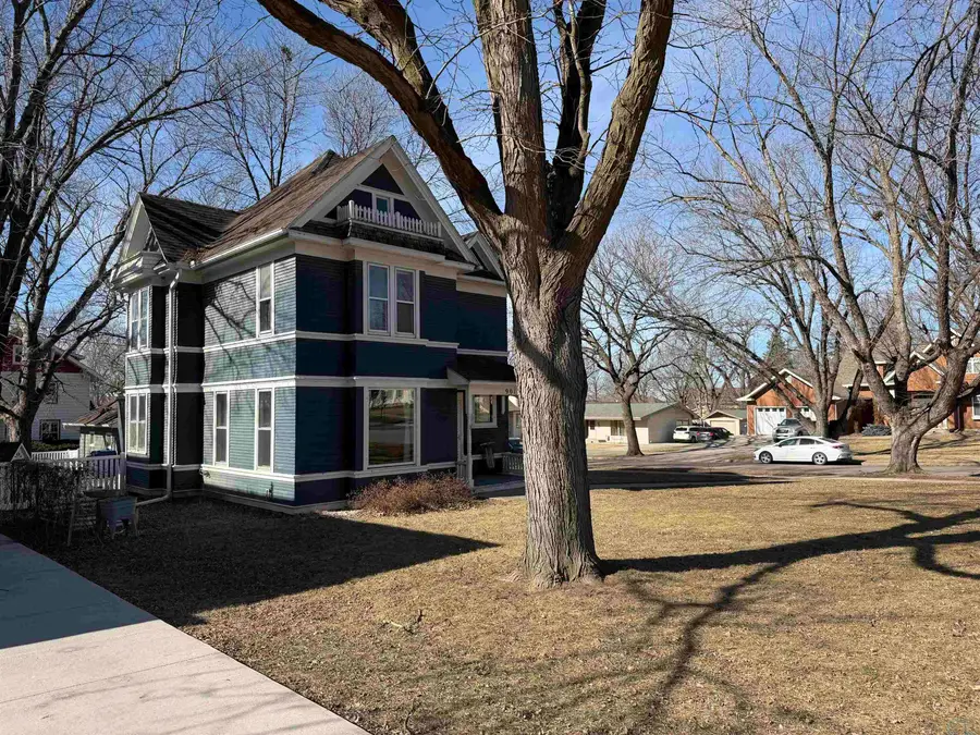 901 Central Ave SW, Le Mars, IA 51031 - #3