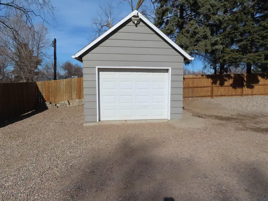 821 Main Street, Akron, IA 51001 - #3