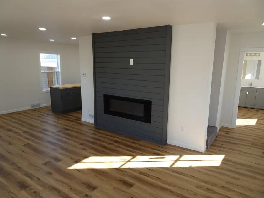 307 Harriman Ave., Archer, IA 51231 - #3