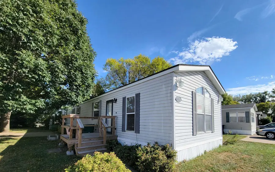 114 Cotts Drive, North Sioux City, SD 57049 - #2