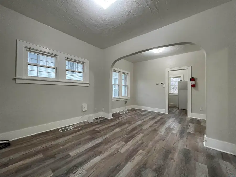 417 S FAIRMOUNT ST, Sioux City, IA 51106 - #2