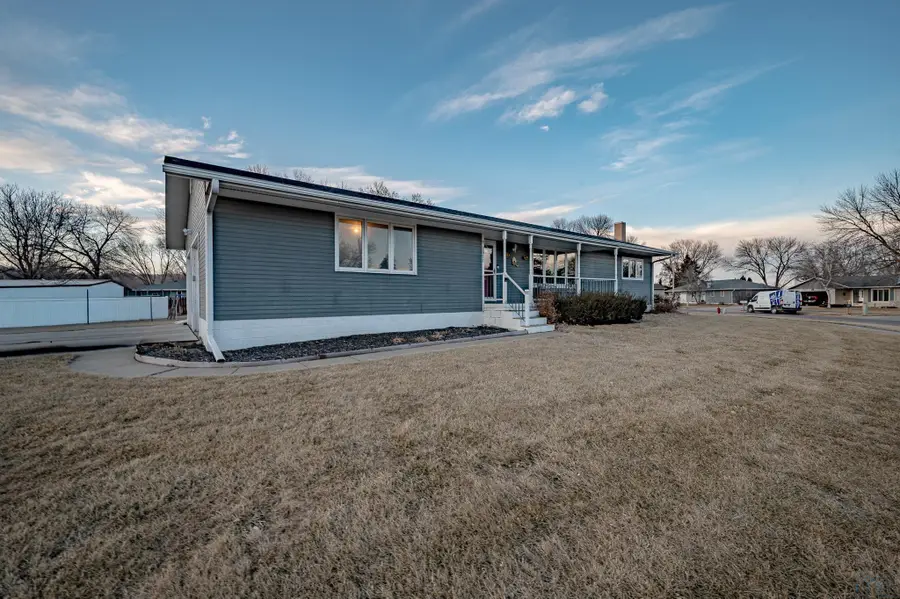 2011 ROUNDTABLE RD, Sergeant Bluff, IA 51054 - #3