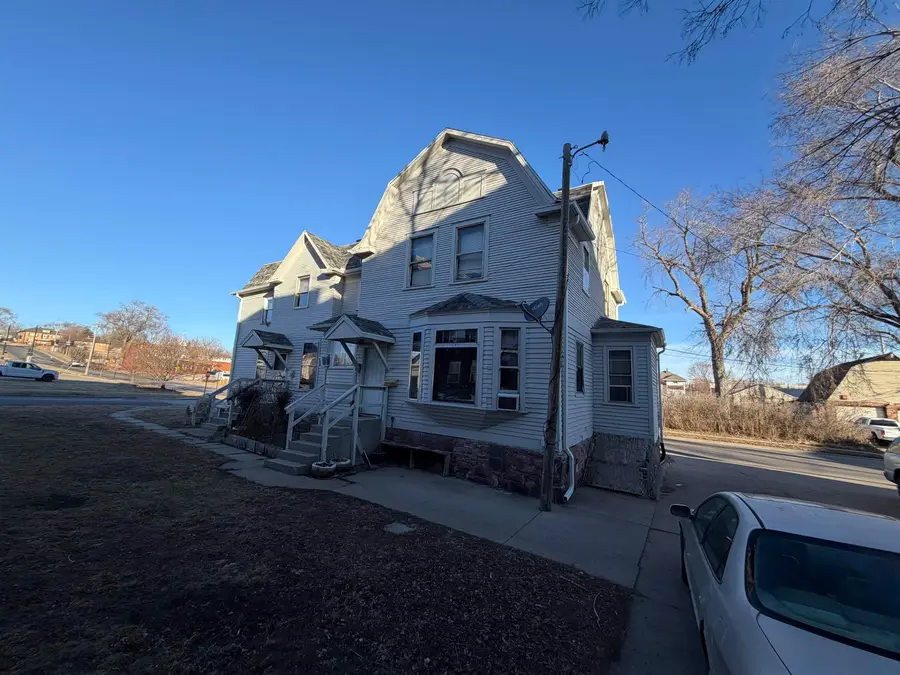 1722 NEBRASKA ST, Sioux City, IA 51105 - #3