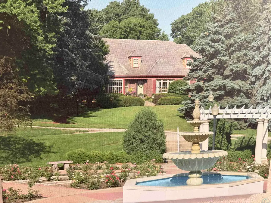 2515 McDonald St, Sioux City, IA 51104 - #2