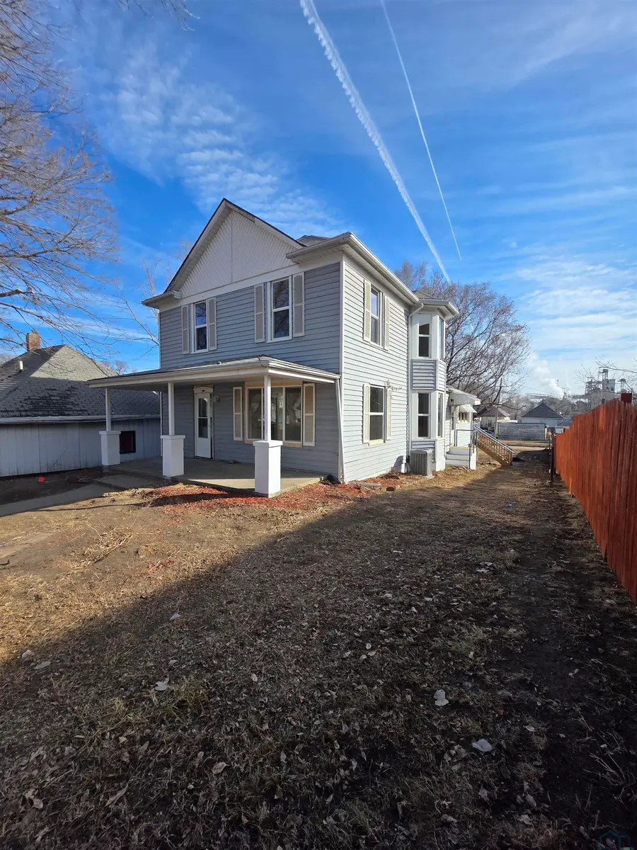 1118 Iowa Street, Sioux City, IA 51105 - #2