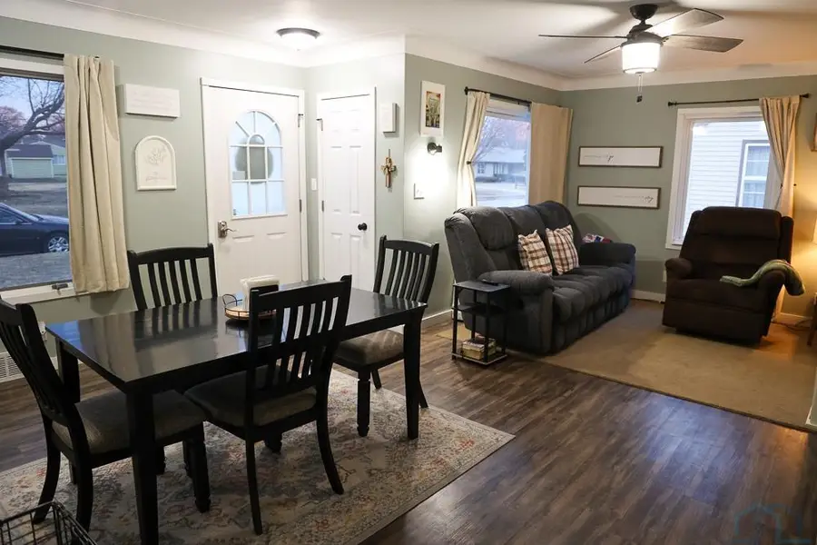 1645 Maplecrest Dr, Estherville, IA 51334 - #3