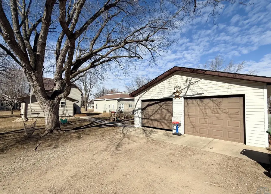 304 S Greene, Rock Rapids, IA 51246 - #2