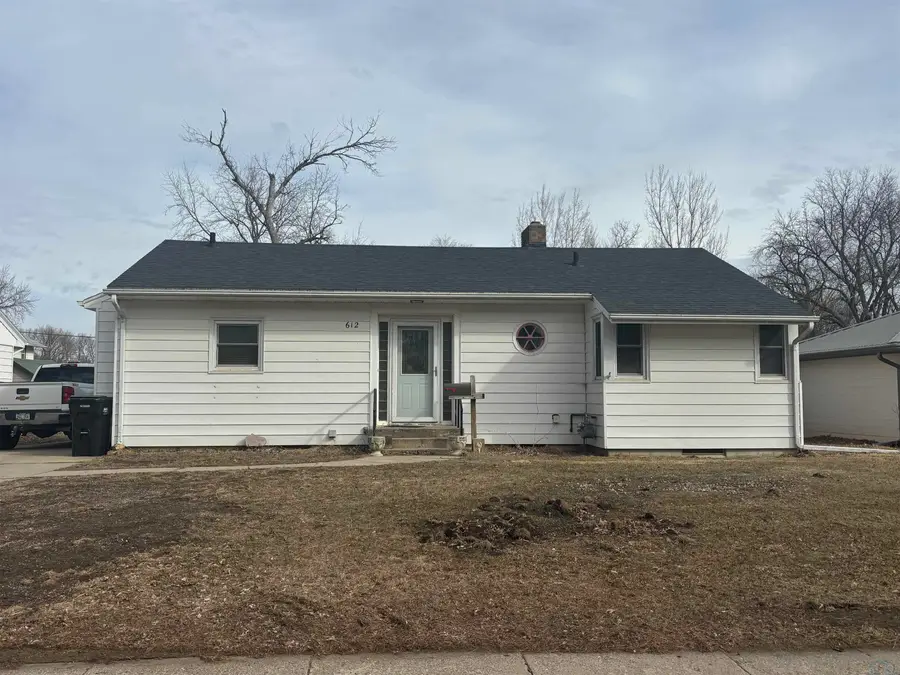 612 Sherman Ave, Cherokee, IA 51012 - #2