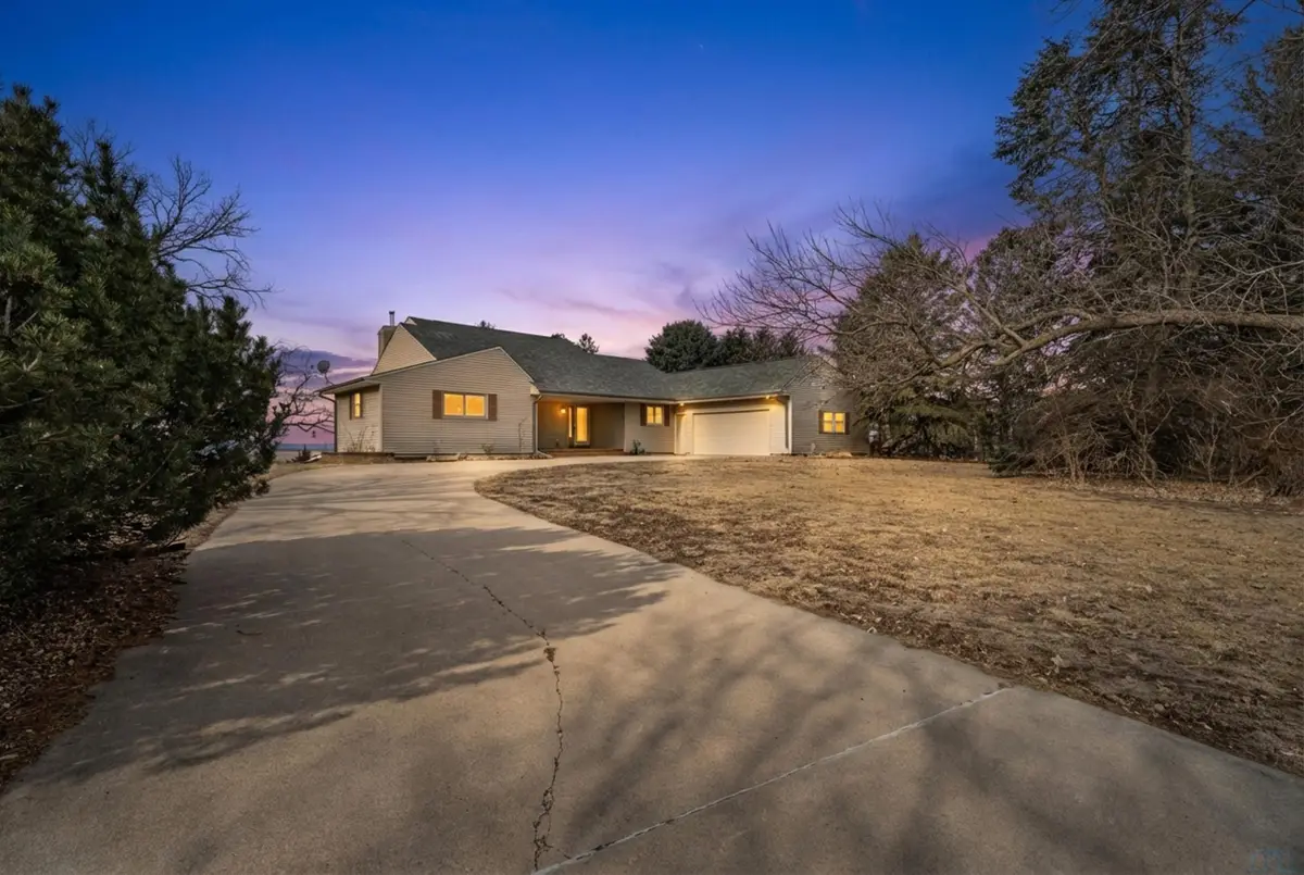 1826 Constance Dr., Vermillion, SD 57069 - #1