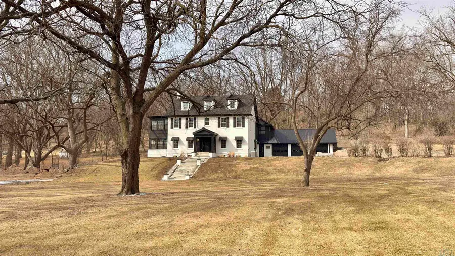 4115 Country Club Blvd, Sioux City, IA 51104 - #3