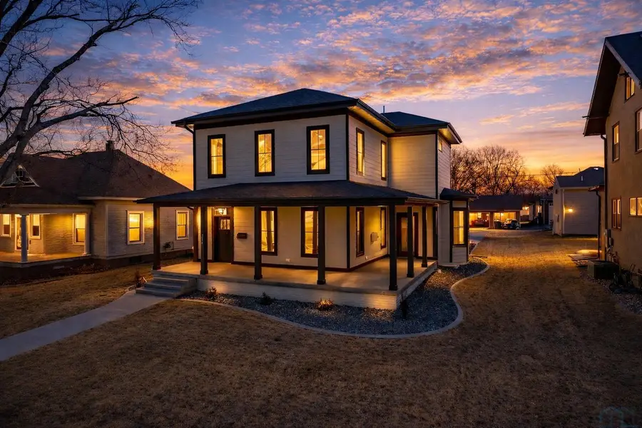 314 3RD AVE SE, Le Mars, IA 51031 - #2