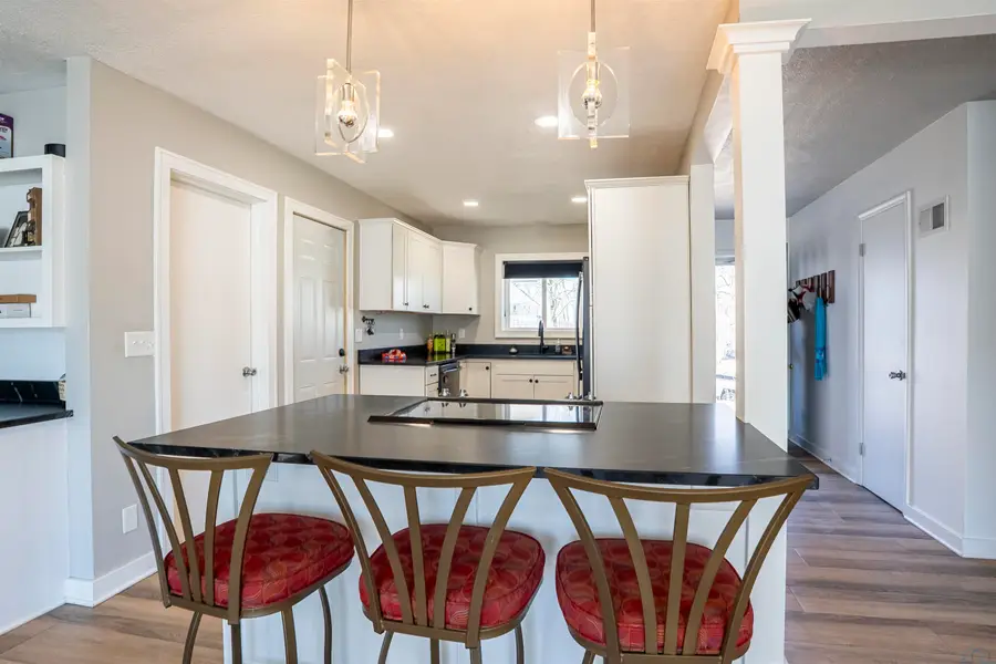 3248 Pierce St, Sioux City, IA 51104 - #3