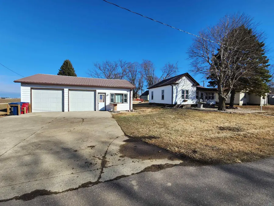 309 IOWA ST, Archer, IA 51231 - #3