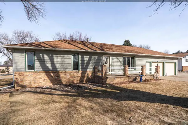 559 Southview Dr SE, LeMars, IA 51031