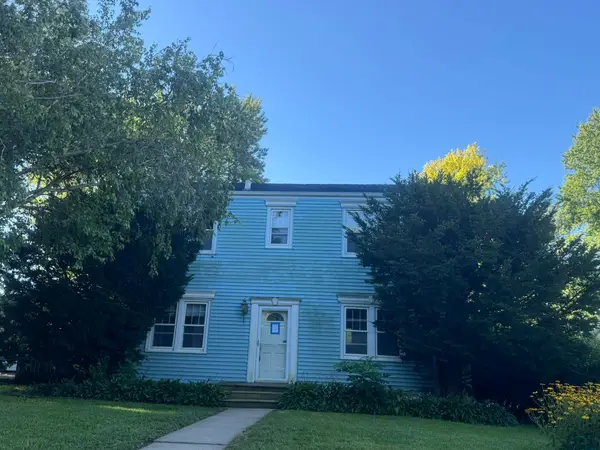 310 35th, Sioux City, IA 51104