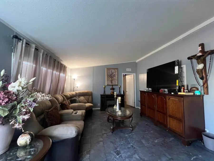 528 W 6th St, South Sioux City, NE 68776 - #2