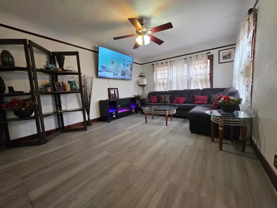 1324 S Mulberry St, Sioux City, IA 51106 - #2