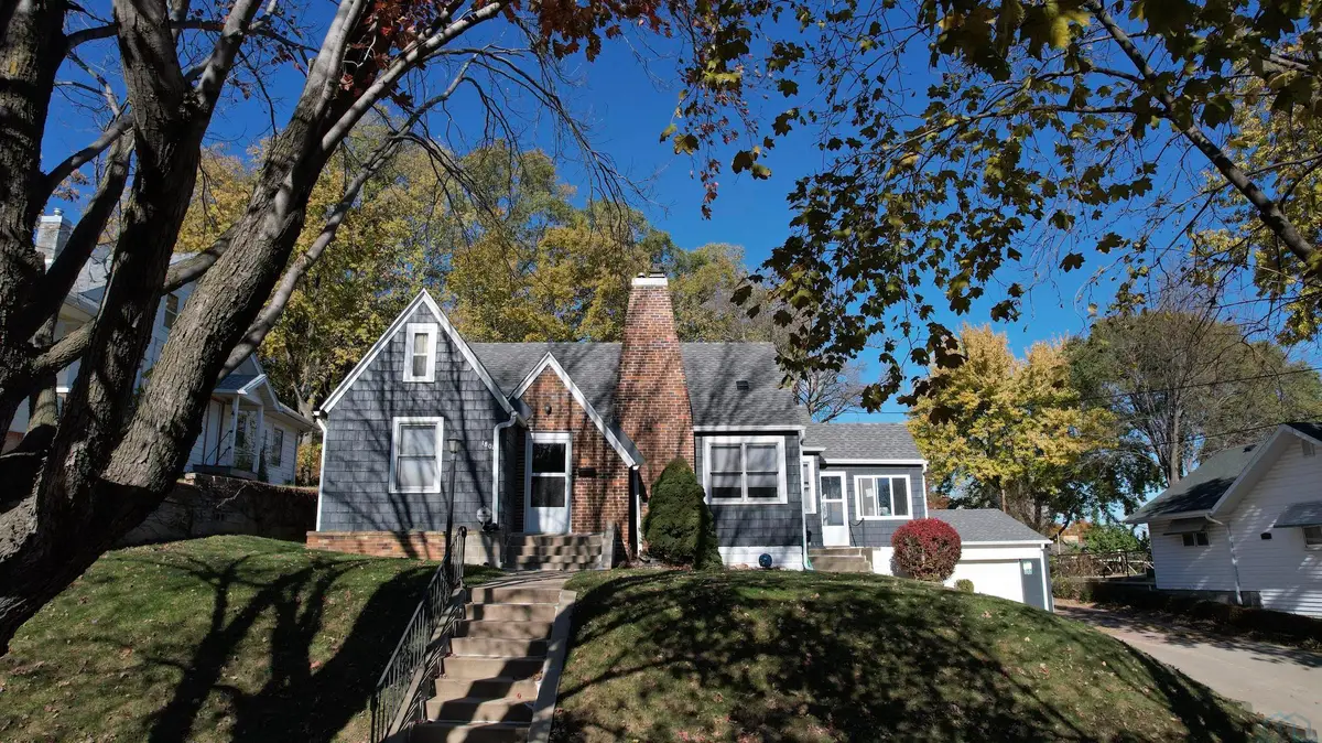 1801 W 16th Street, Sioux City, IA 51103 - #1