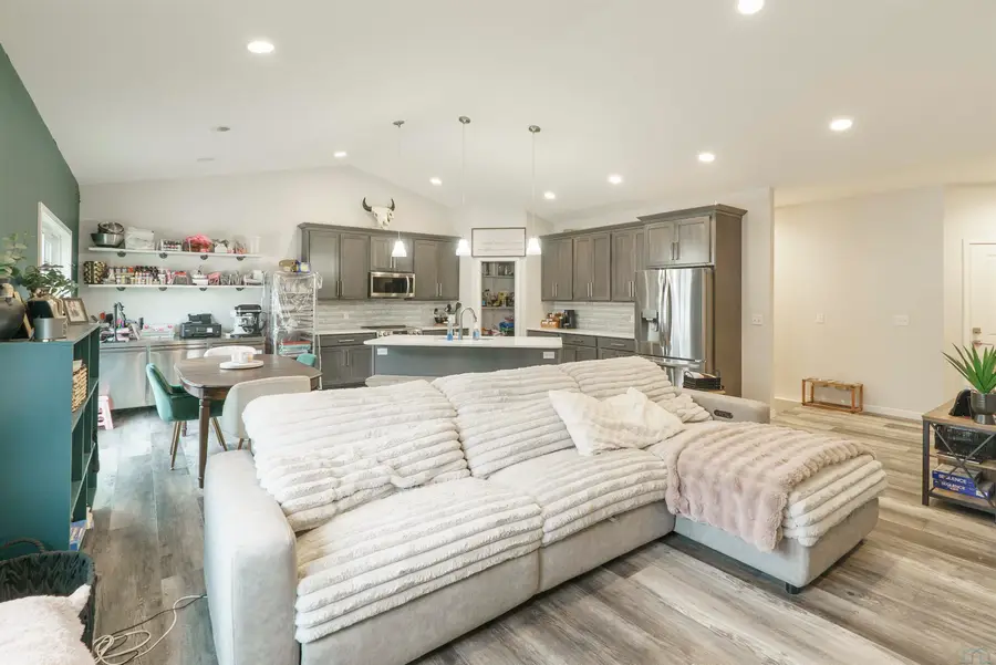 209 5TH ST, Sergeant Bluff, IA 51054 - #2