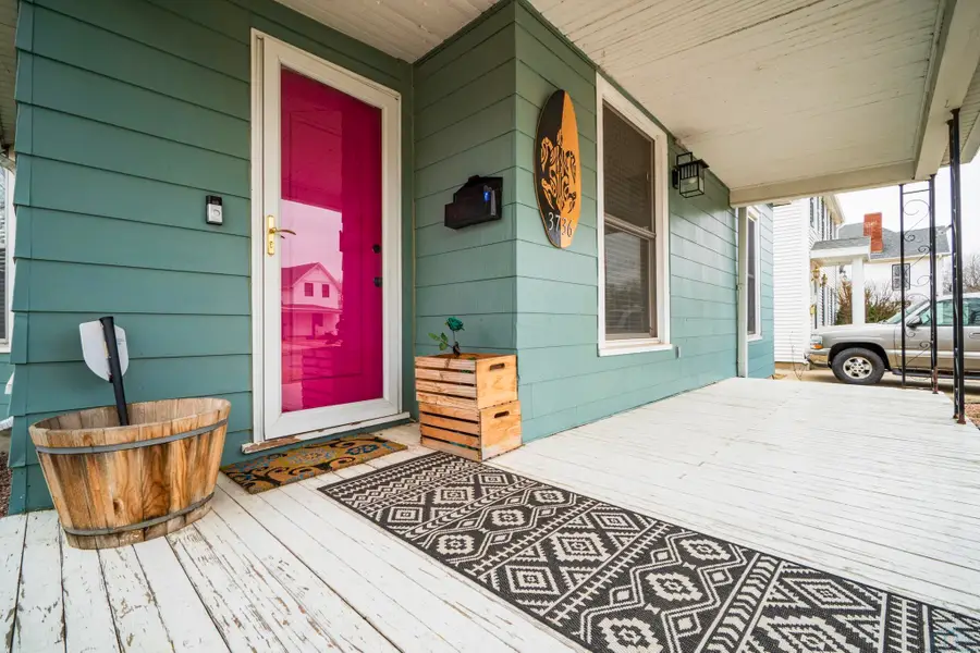 3736 6TH AVE, Sioux City, IA 51106 - #2