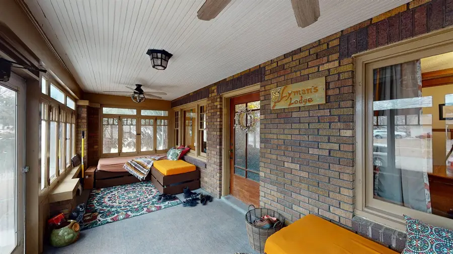 204 W 2nd St, Storm Lake, IA 50588 - #3