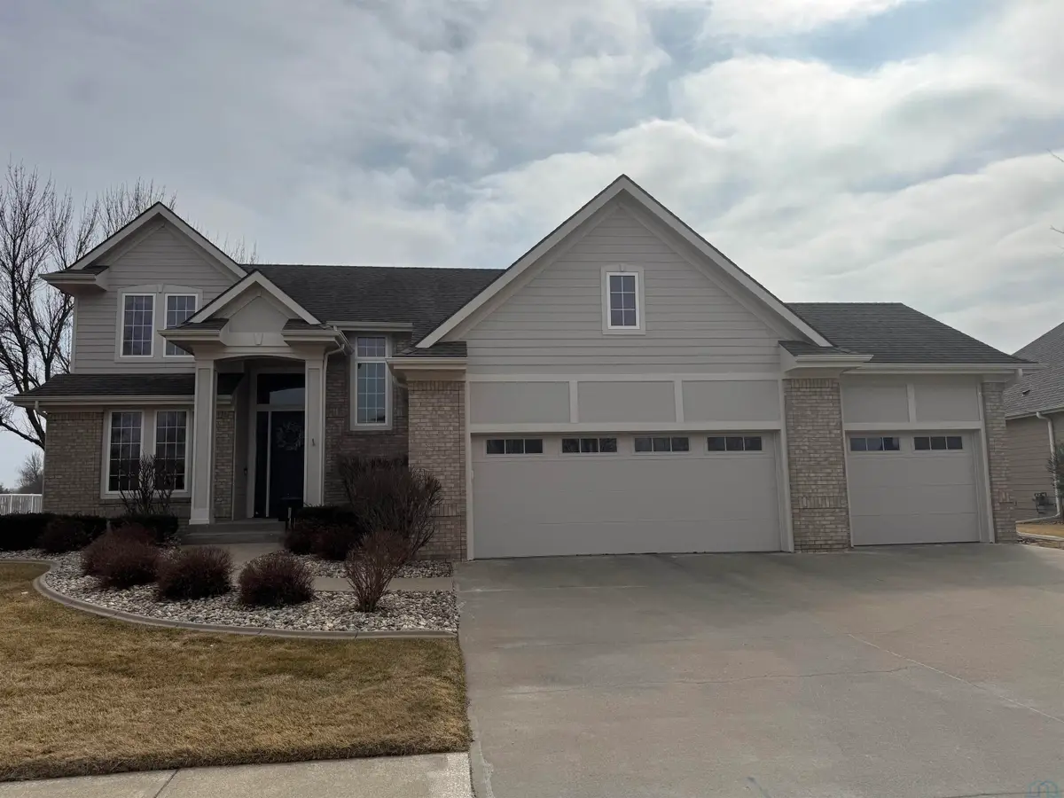 384 Oxbow, Dakota Dunes, SD 57049 - #1