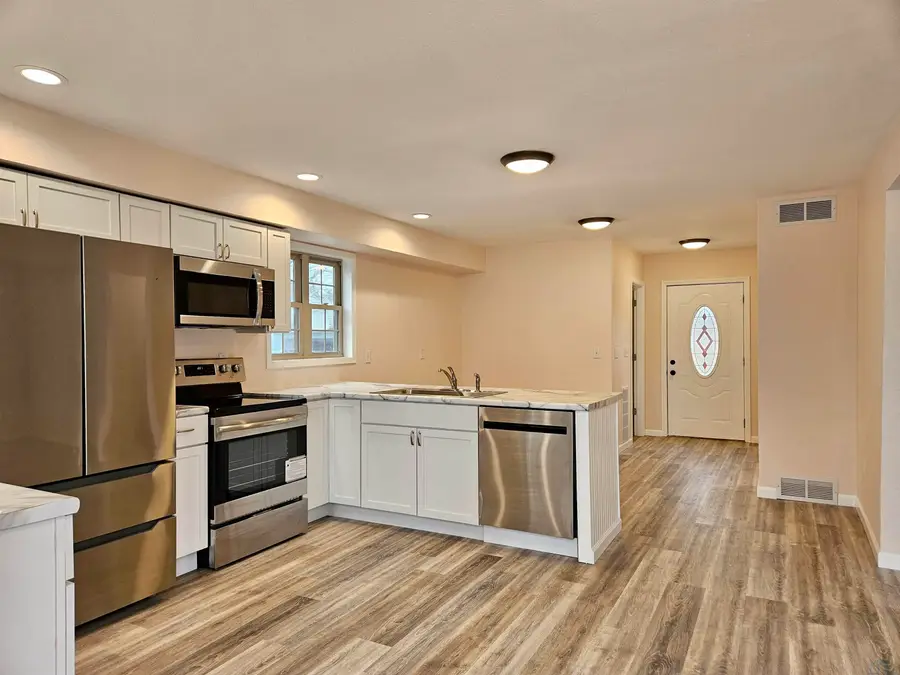 430 Geneseo St., Storm Lake, IA 50588 - #3