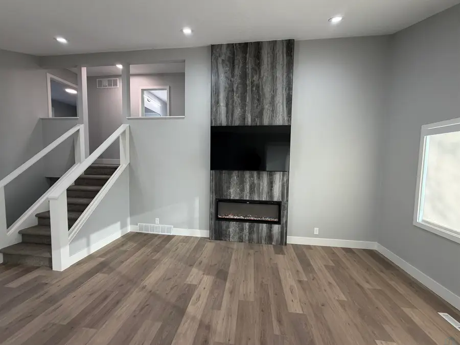 4509 GARFIELD ST, Sioux City, IA 51108 - #3