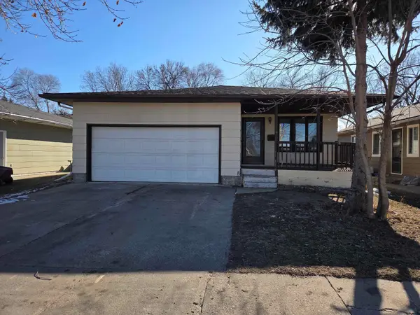 320 E 13th Street, South Sioux City, NE 68776