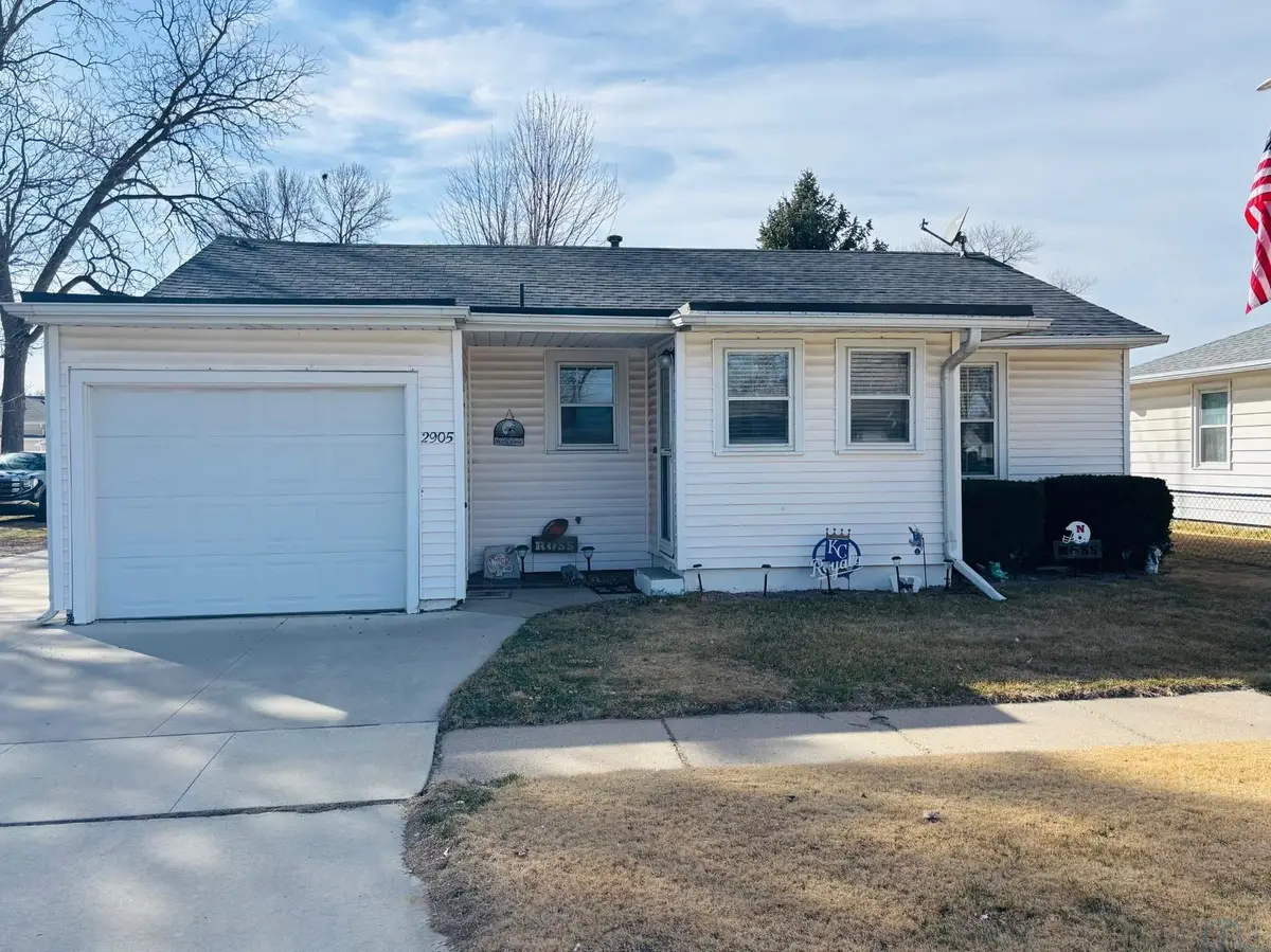 2905 A ST, South Sioux City, NE 68776 - #1