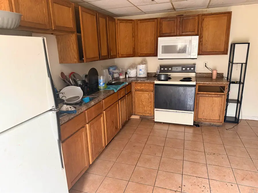 400 S MULBERRY ST, Sioux City, IA 51106 - #3