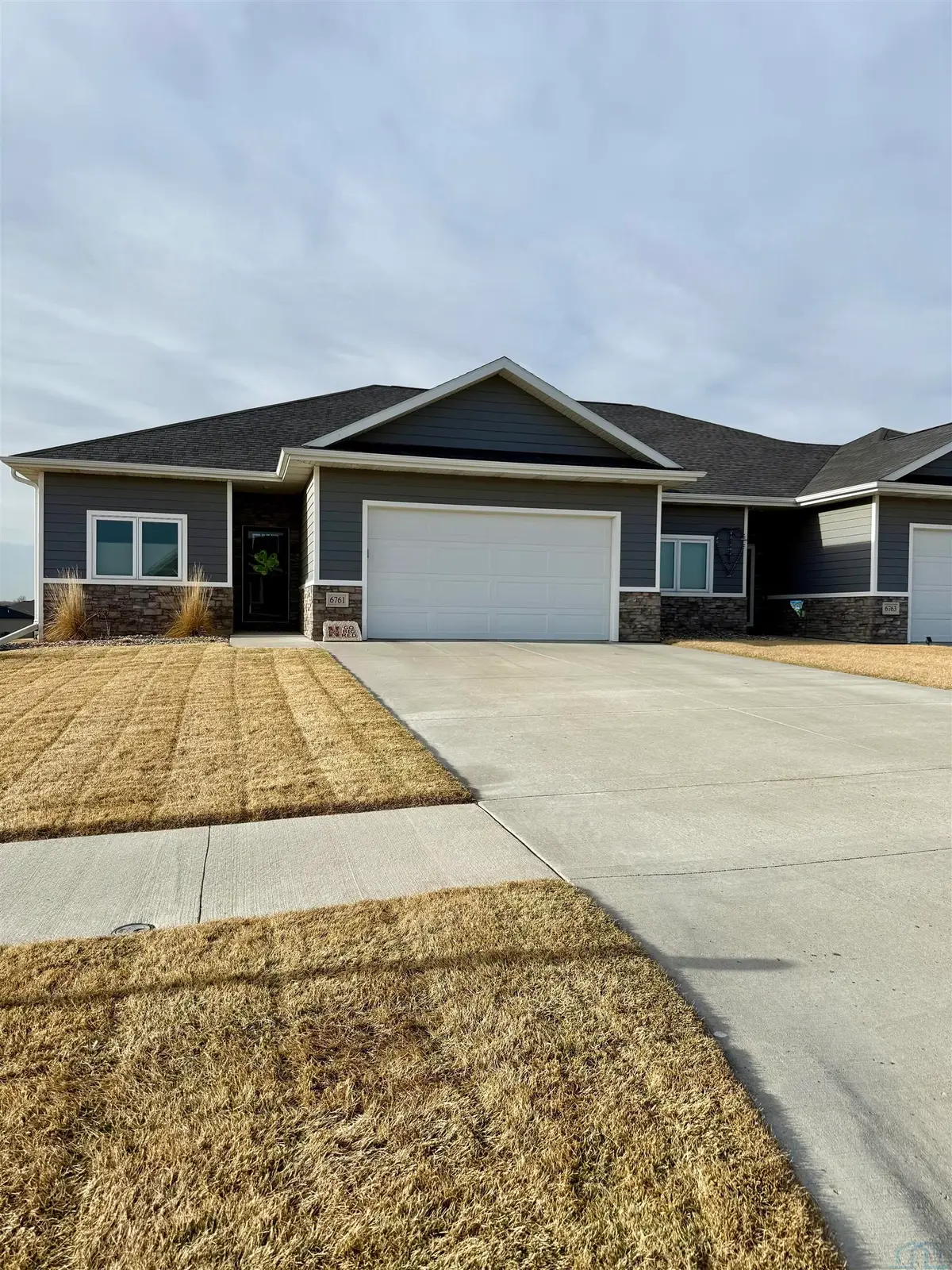 6761 Windsong Ct, Sioux City, IA 51106 - #1