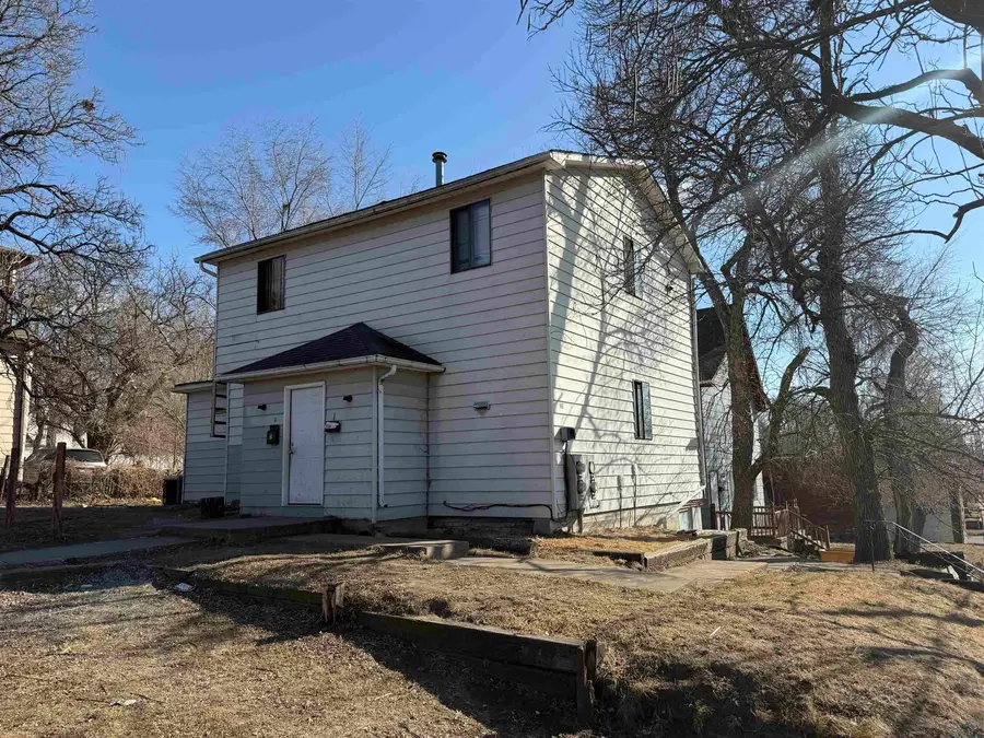 1310 COURT ST, Sioux City, IA 51105 - #2